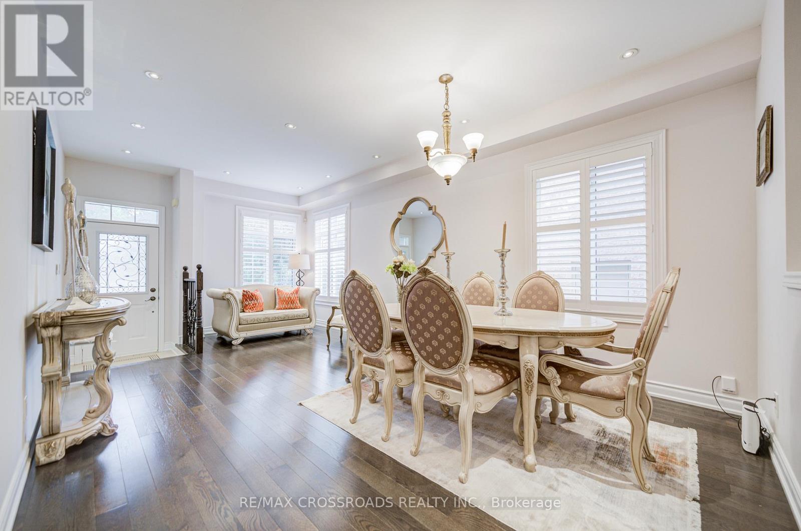 187 Summeridge Drive, Vaughan (Patterson), Ontario  L4J 8T2 - Photo 6 - N12377974