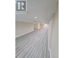 (Bsmnt) - 29 Northgate Crescent, Richmond Hill (Bayview Hill), Ca