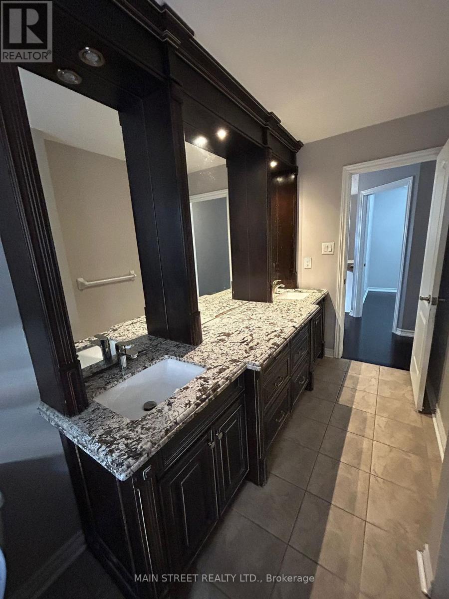 84 Pannahill Drive, Brampton, Ontario  L6P 3B3 - Photo 20 - W12382770