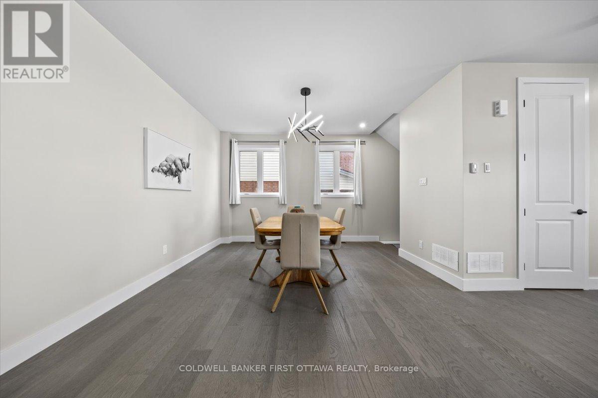 A/b - 22 Inverkip Avenue, Ottawa, Ontario  K1T 4B7 - Photo 10 - X12382810