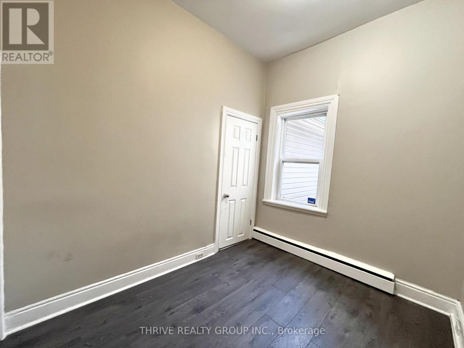 448 Simcoe Street, London East, Ontario  N6B 1K2 - Photo 10 - X12382796