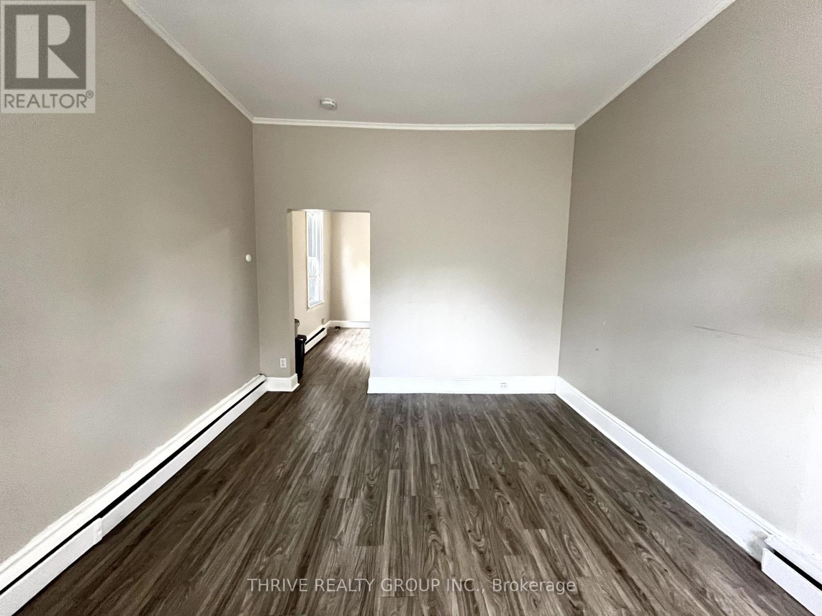 448 Simcoe Street, London East, Ontario  N6B 1K2 - Photo 5 - X12382796