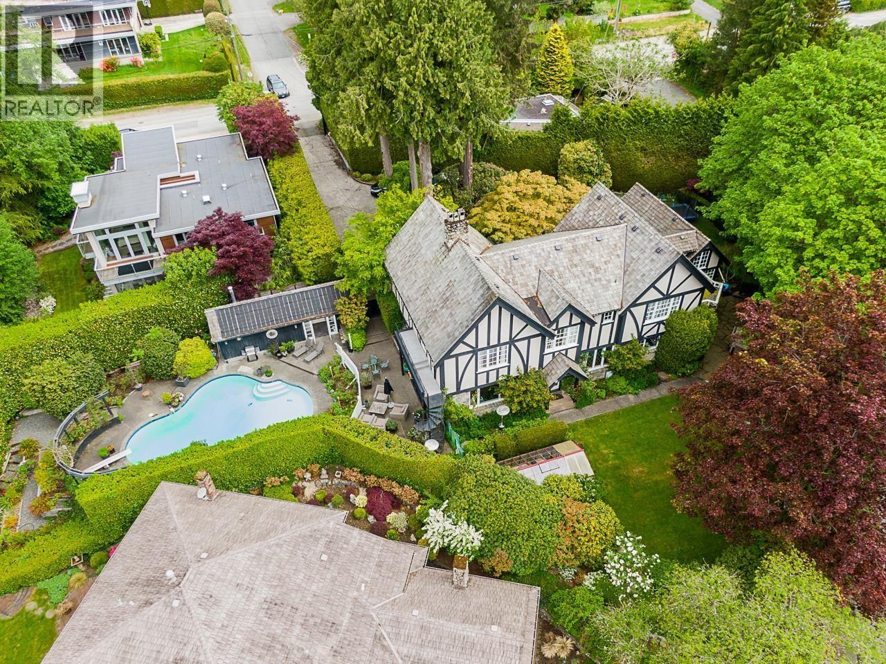 1850 Mathers Avenue, West Vancouver, British Columbia  V7V 2G8 - Photo 2 - R3043952