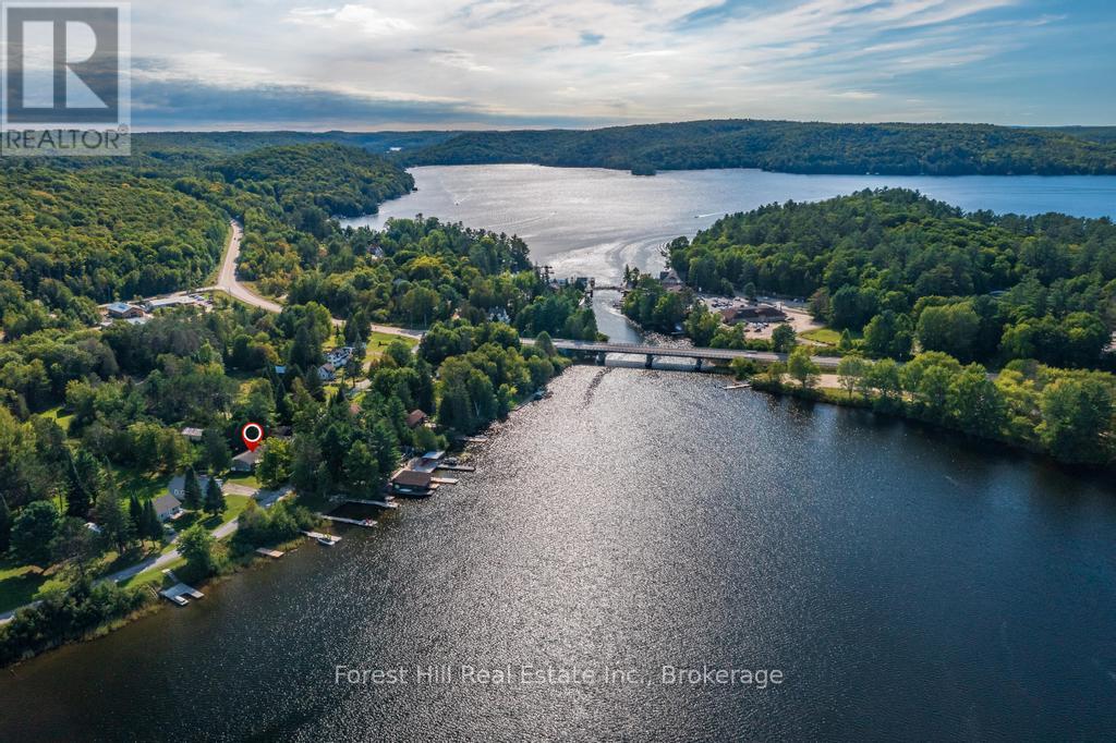 1076 HARVEY AVENUE, Algonquin Highlands, Ontario