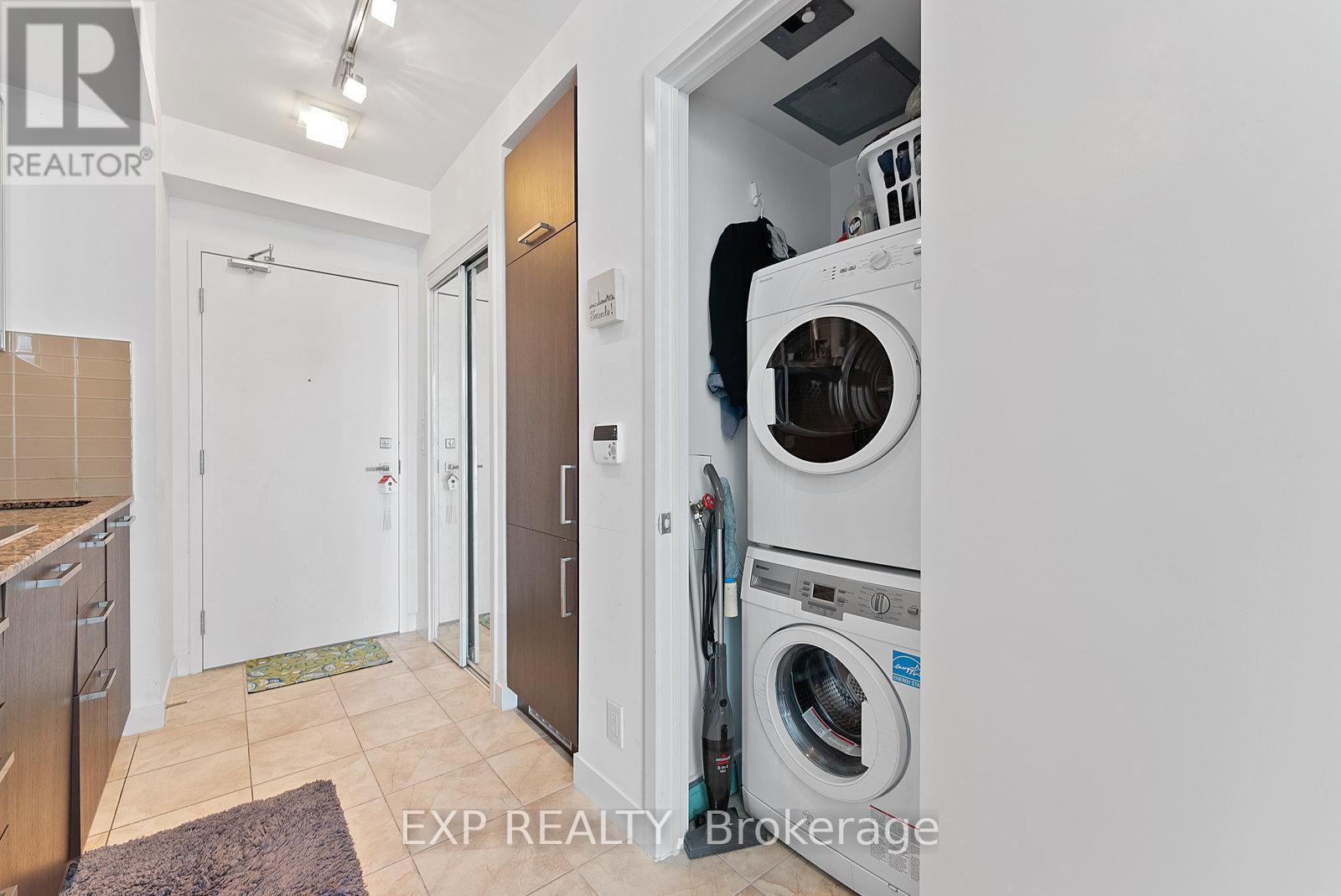 3702 - 14 York Street, Toronto, Ontario  M5J 0B1 - Photo 15 - C12382805