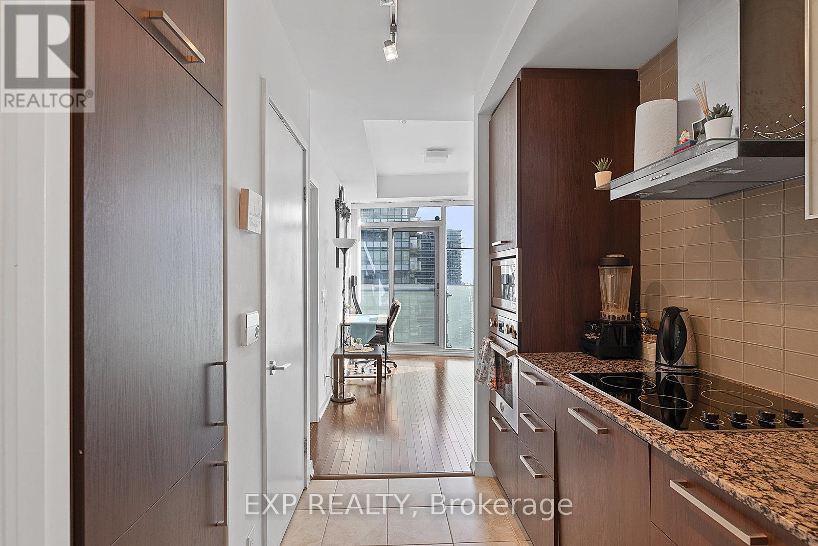 3702 - 14 York Street, Toronto, Ontario  M5J 0B1 - Photo 2 - C12382805