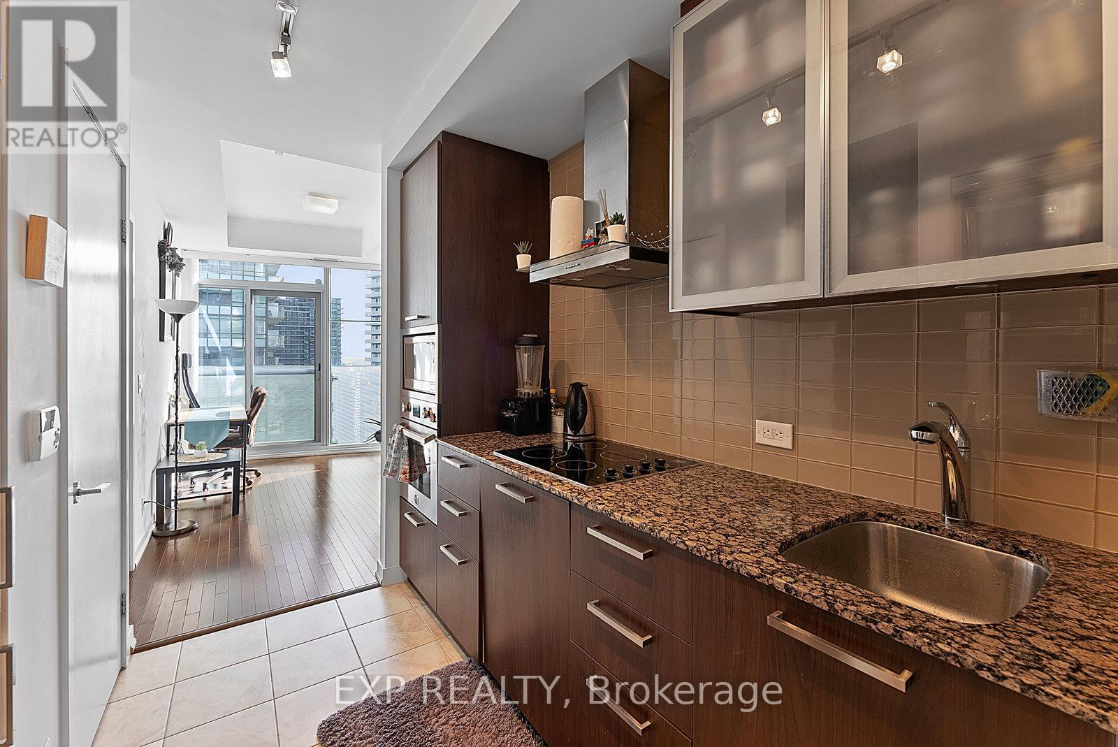3702 - 14 York Street, Toronto, Ontario  M5J 0B1 - Photo 3 - C12382805