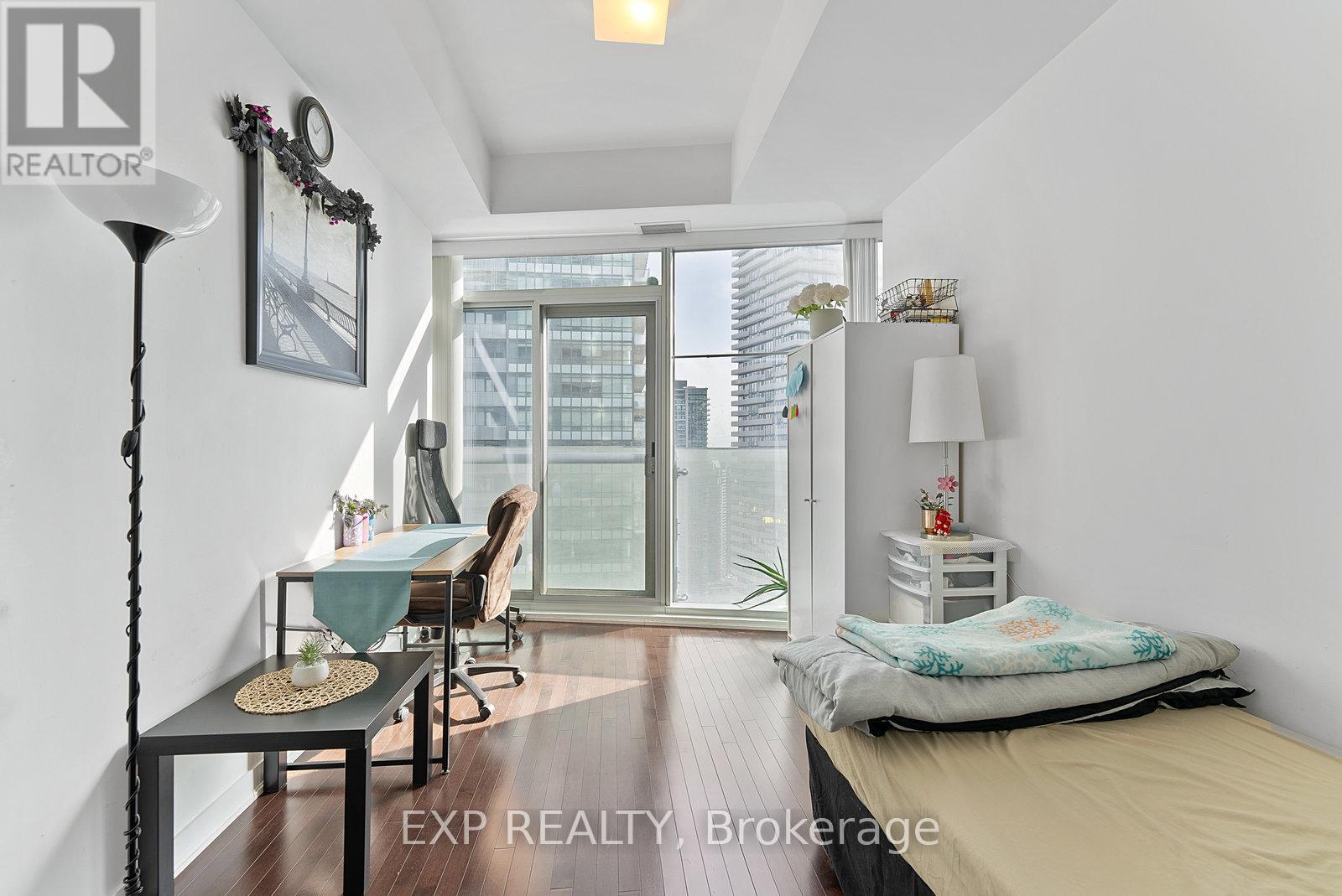3702 - 14 York Street, Toronto, Ontario  M5J 0B1 - Photo 6 - C12382805