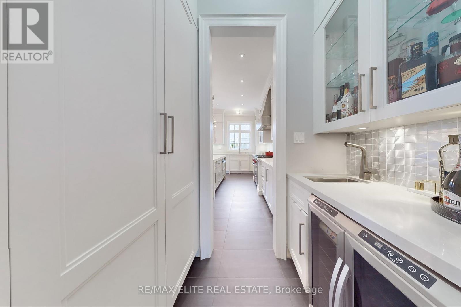 7 Colyton Court, Aurora (Aurora Grove), Ontario  L4G 6Z6 - Photo 16 - N12382795