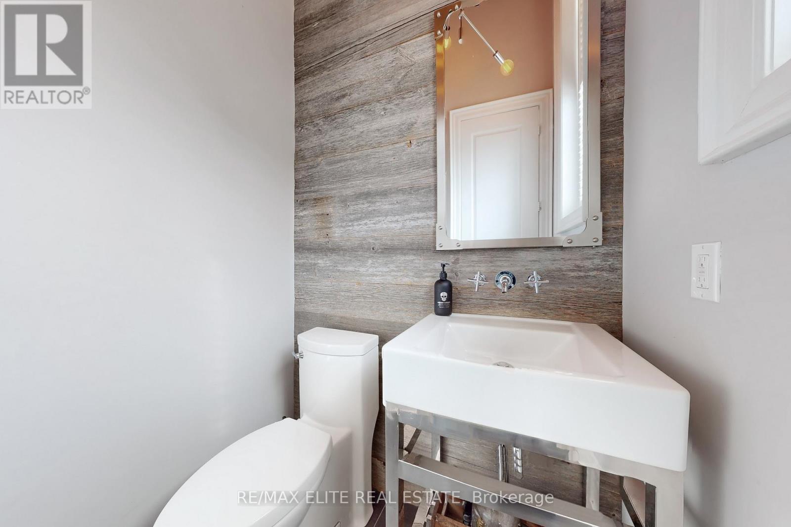 7 Colyton Court, Aurora (Aurora Grove), Ontario  L4G 6Z6 - Photo 20 - N12382795