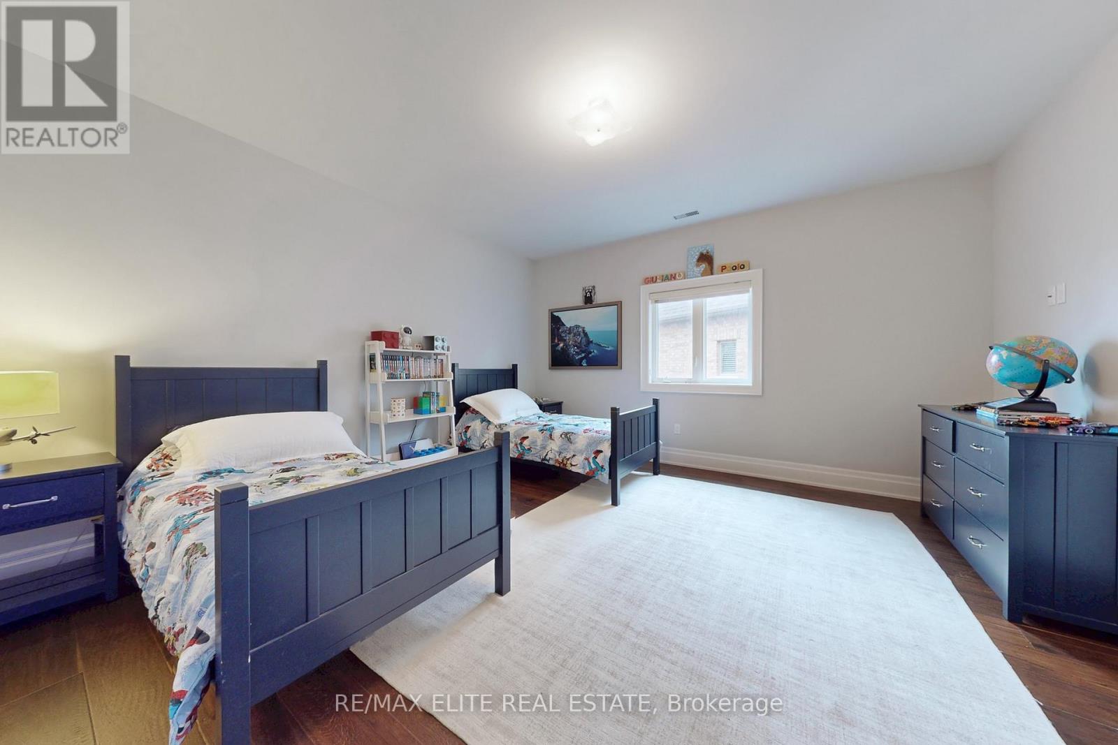 7 Colyton Court, Aurora (Aurora Grove), Ontario  L4G 6Z6 - Photo 31 - N12382795