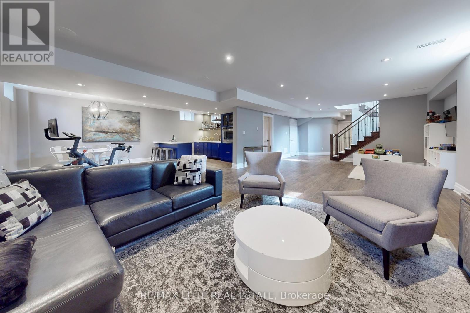 7 Colyton Court, Aurora (Aurora Grove), Ontario  L4G 6Z6 - Photo 43 - N12382795