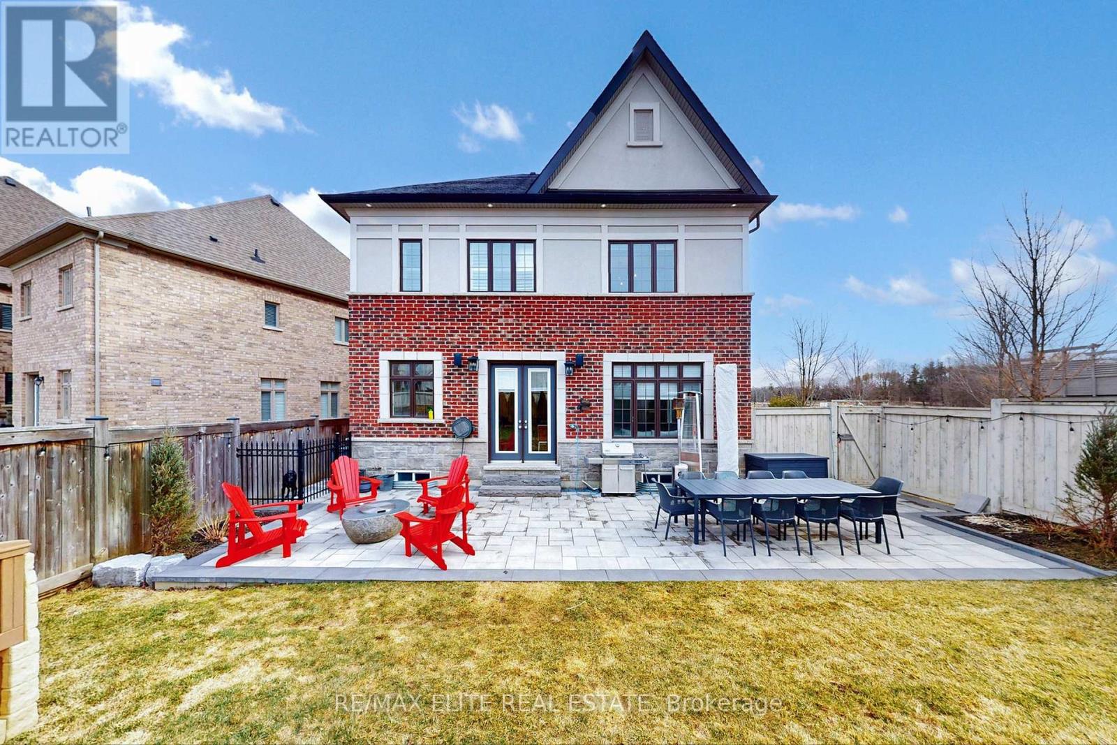 7 Colyton Court, Aurora (Aurora Grove), Ontario  L4G 6Z6 - Photo 45 - N12382795