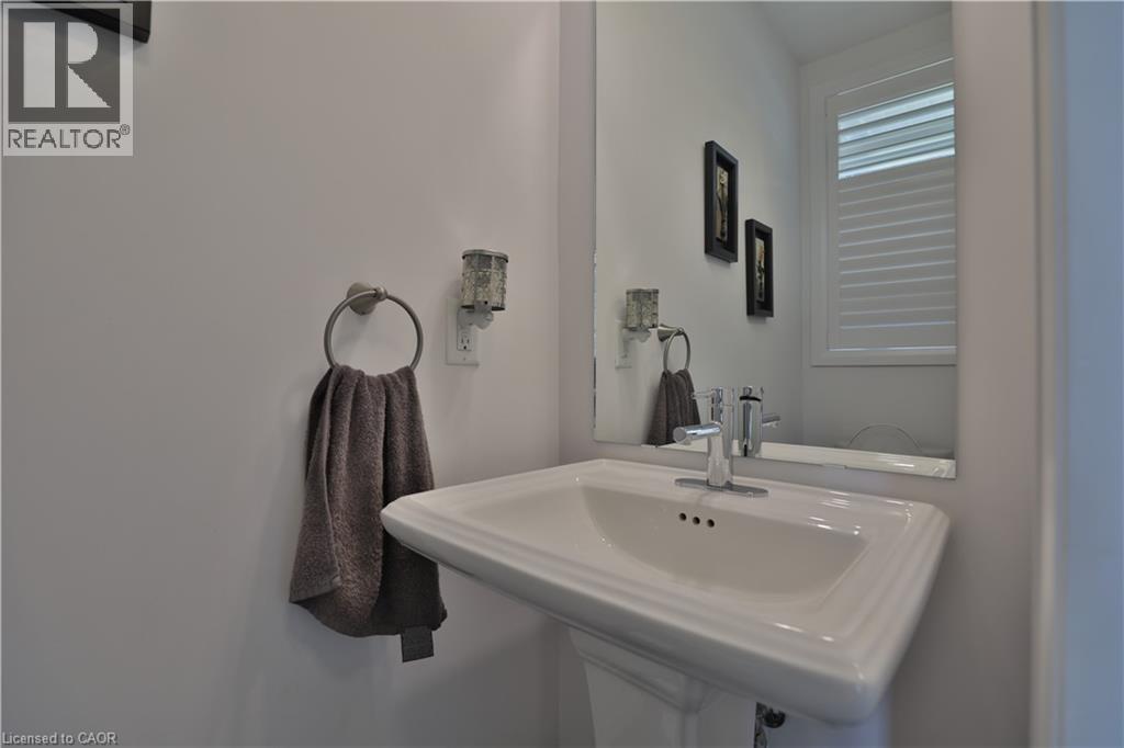 94 Soho Street, Stoney Creek, Ontario  L8J 0L4 - Photo 11 - 40766004