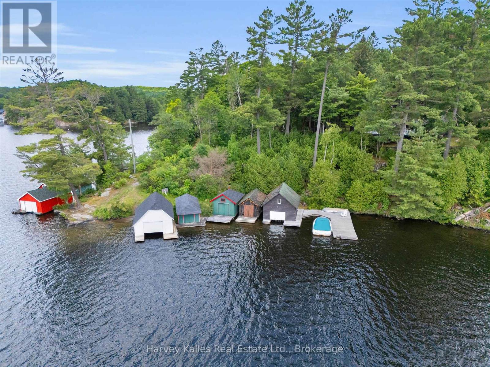 26 Ash Street, Seguin, Ontario  P0C 1J0 - Photo 3 - X12382830