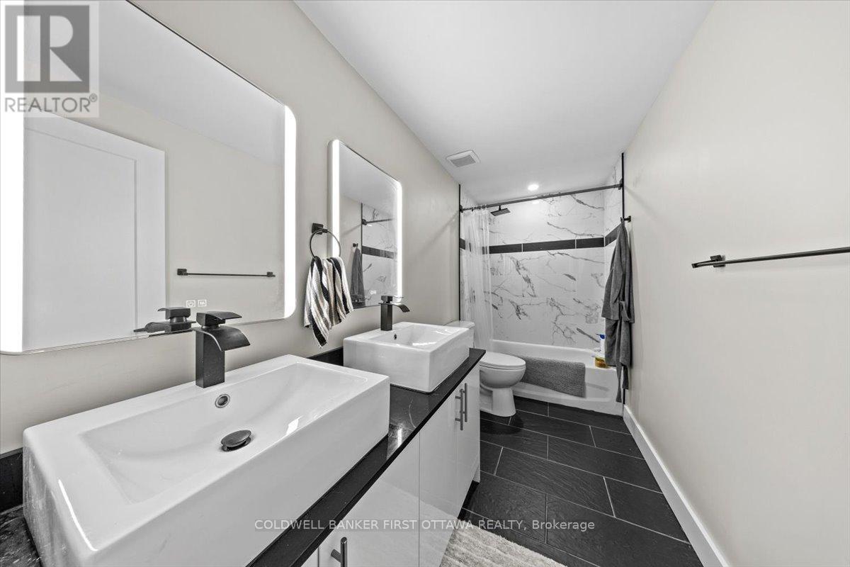 A & B - 25 Pennard Way, Ottawa, Ontario  K1T 4C1 - Photo 11 - X12382817