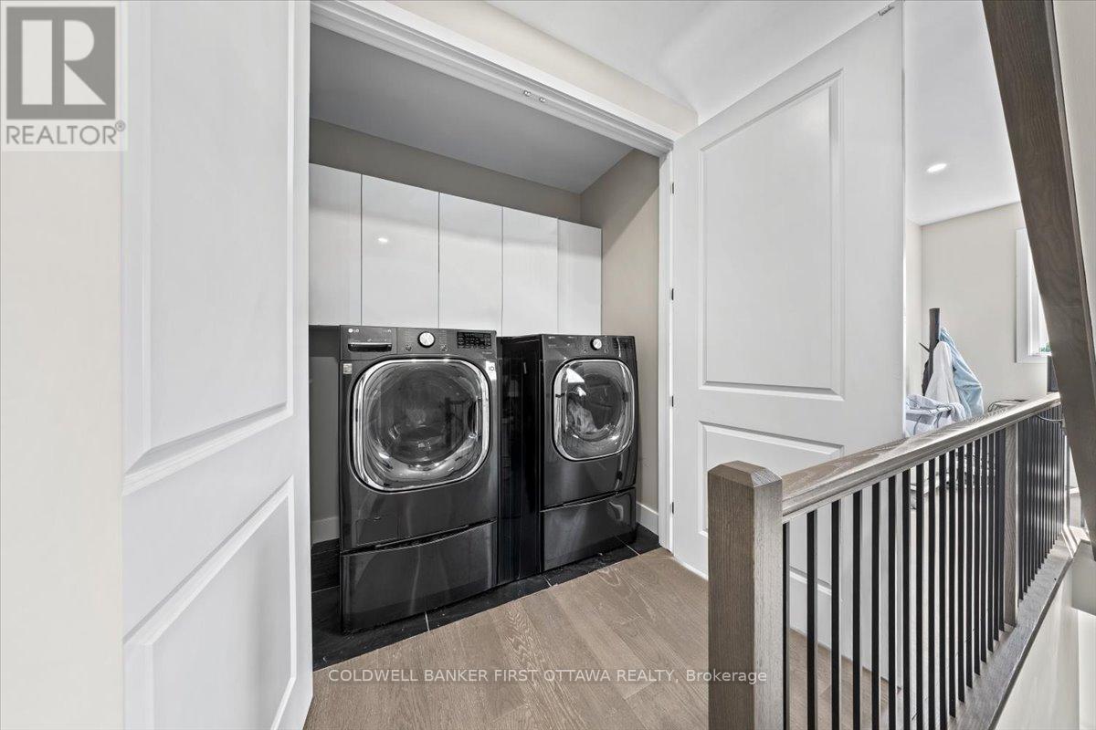 A & B - 25 Pennard Way, Ottawa, Ontario  K1T 4C1 - Photo 34 - X12382817