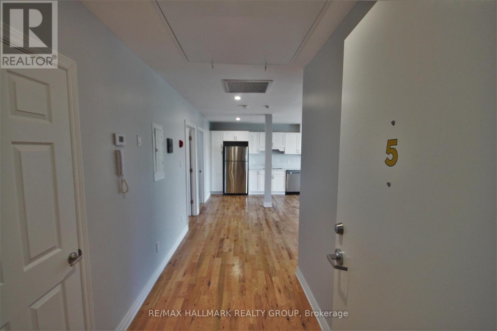 5 - 768 Usborne Street, Mcnab/braeside, Ontario  K0A 1G0 - Photo 5 - X12382821