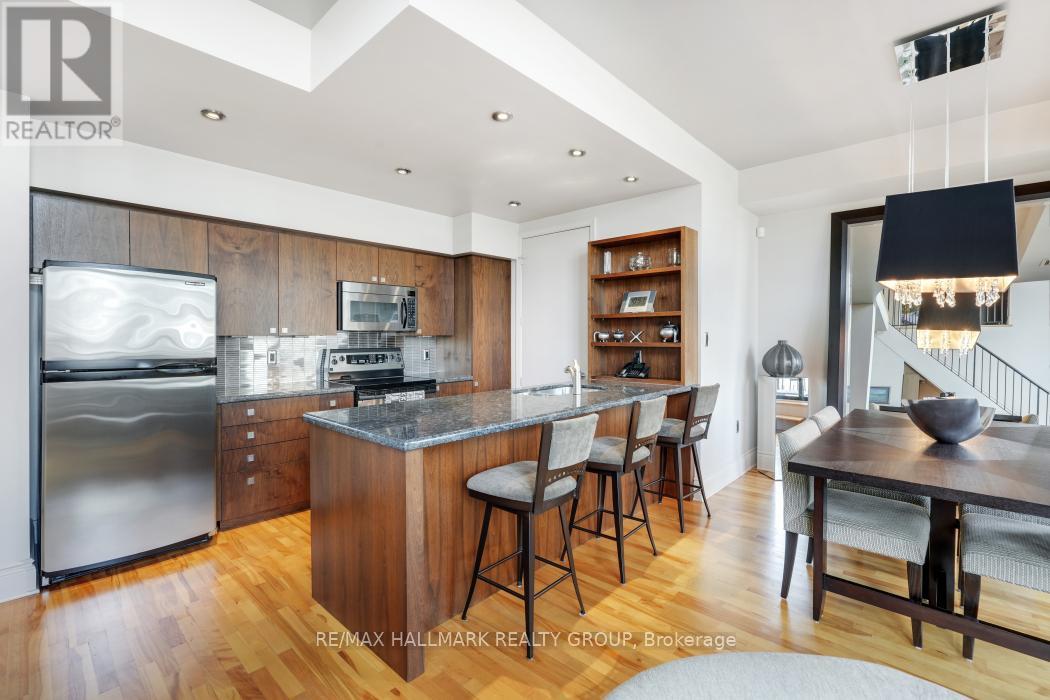 Ph2 - 364 Cooper Street, Ottawa, Ontario  K2P 2P3 - Photo 7 - X12379940