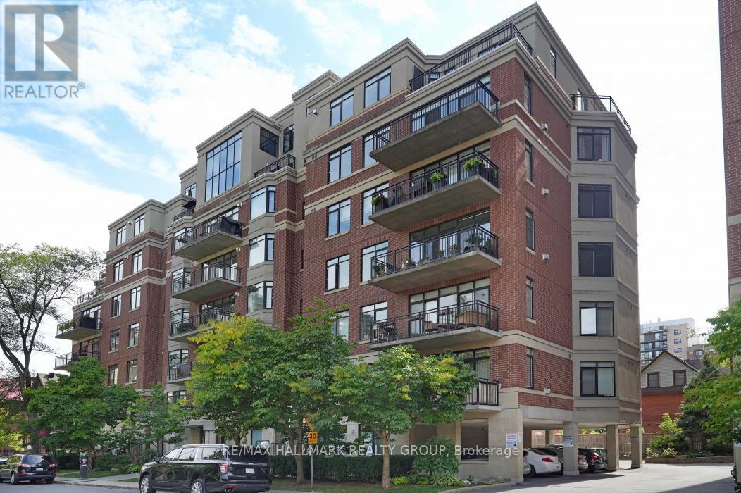 Ph2 - 364 Cooper Street, Ottawa, Ontario  K2P 2P3 - Photo 3 - X12379940
