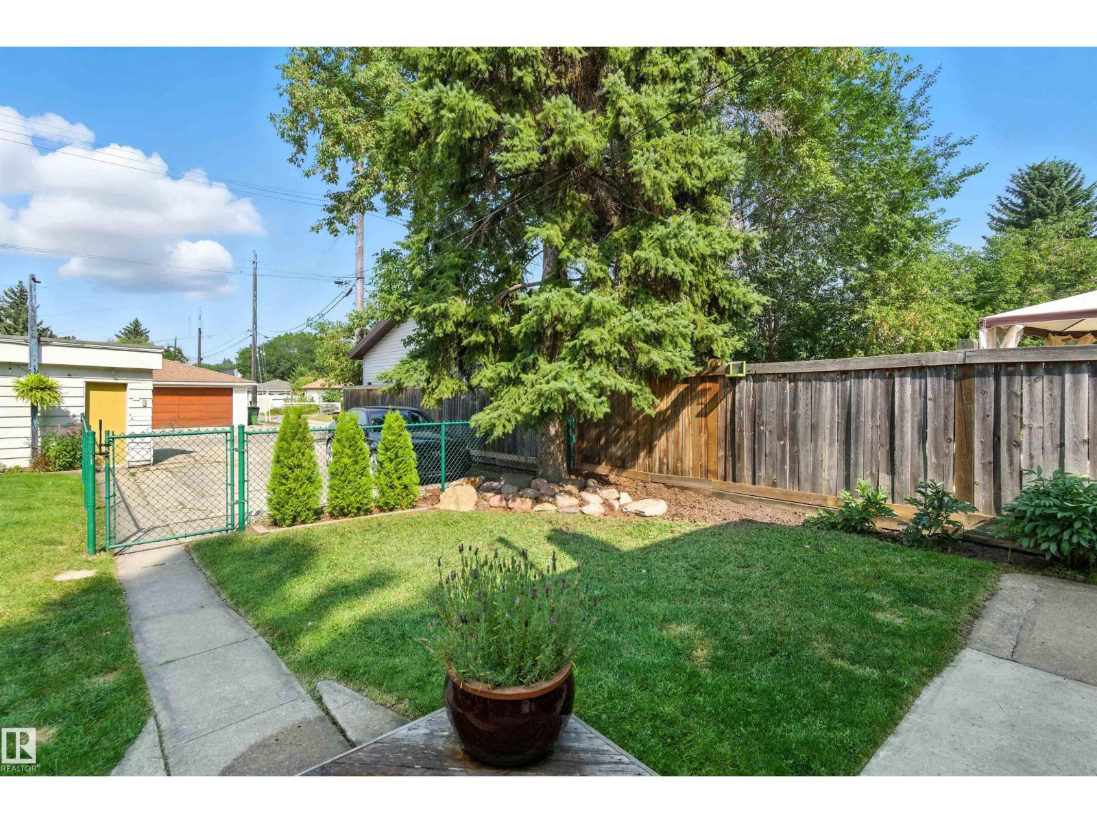 7744 86 Av Nw Nw, Edmonton, Alberta  T6C 1H8 - Photo 74 - E4456205