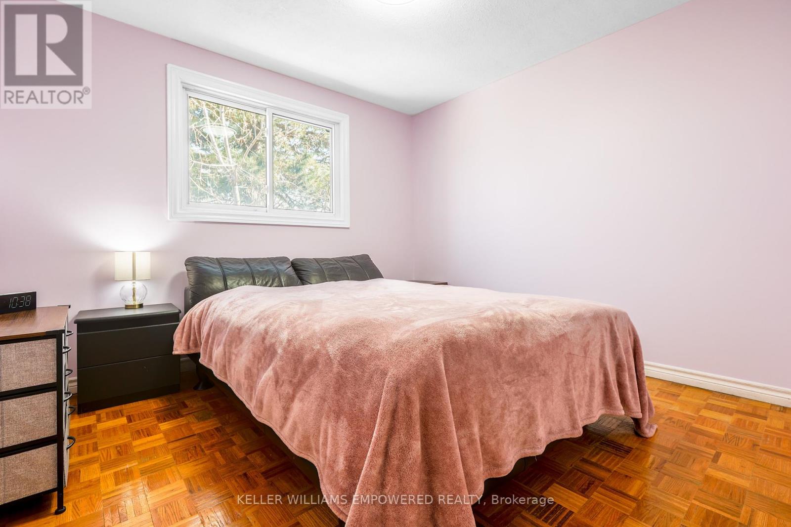 199 Hollyberry Trail, Toronto, Ontario  M2H 2P3 - Photo 15 - C12382826
