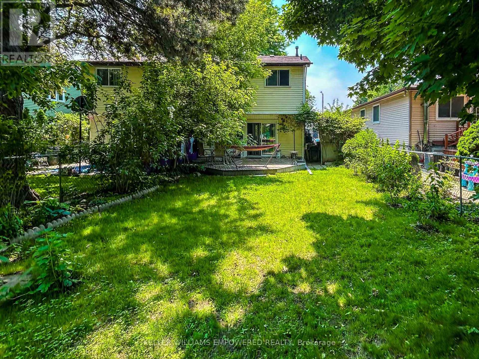 199 Hollyberry Trail, Toronto, Ontario  M2H 2P3 - Photo 21 - C12382826