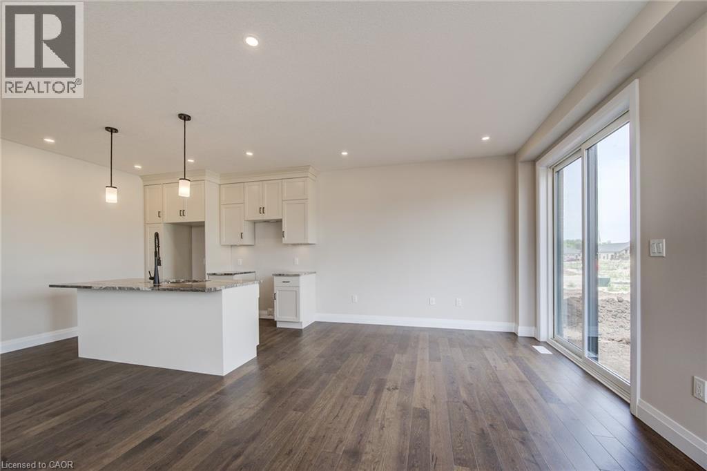 102 Thackeray Way, Harriston, Ontario  N0G 1Z0 - Photo 17 - 40727537