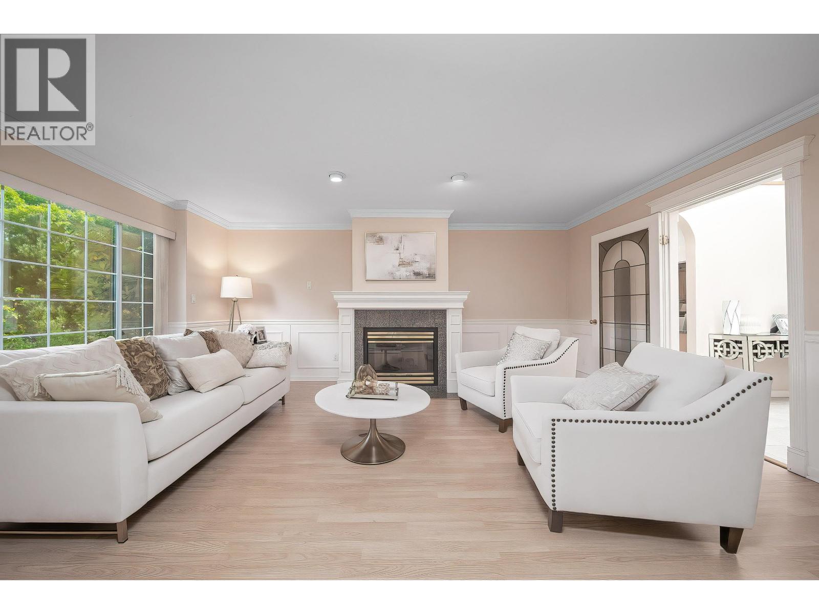 5619 Hankin Drive, Richmond, British Columbia  V7C 5N5 - Photo 4 - R3044042