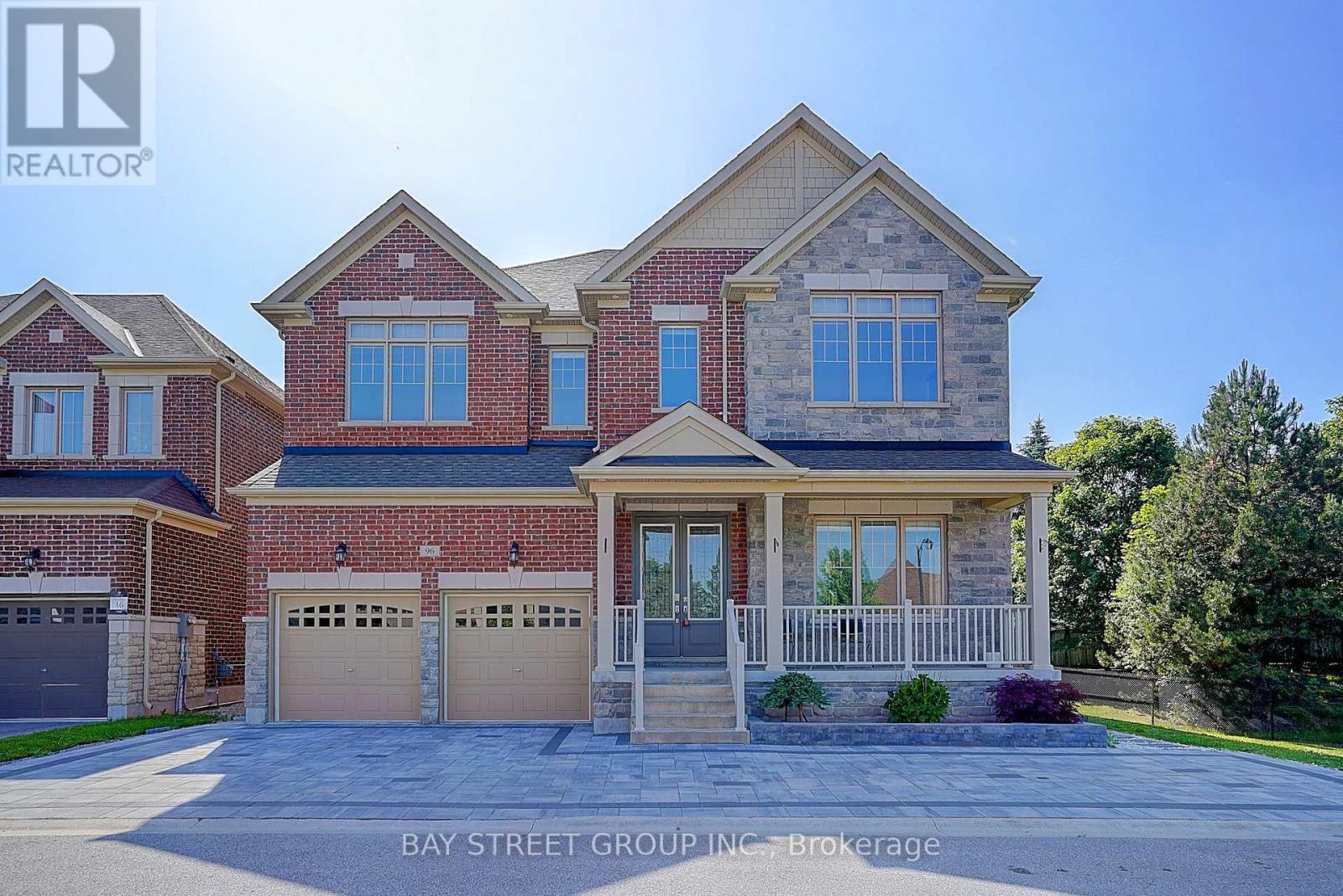 96 MATCH POINT COURT, Aurora, Ontario