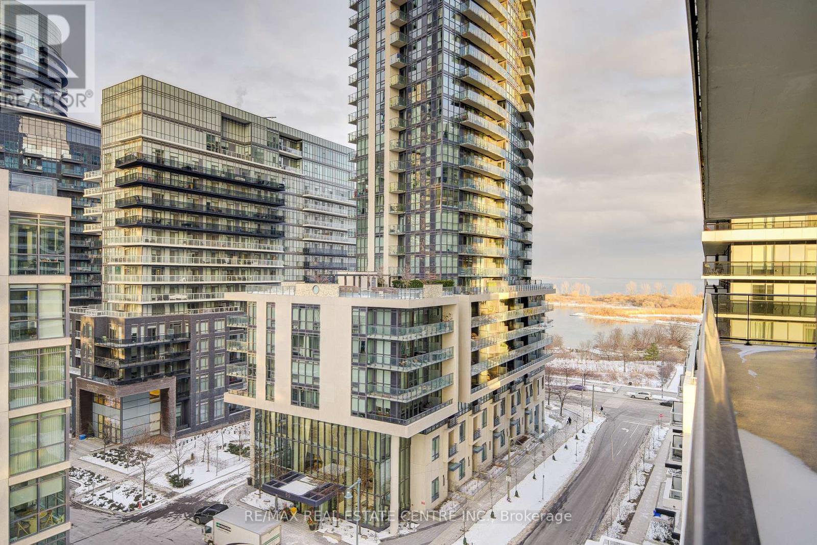 703 - 70 Annie Craig Drive, Toronto (Mimico), Ontario  M8V 0G2 - Photo 29 - W12382833