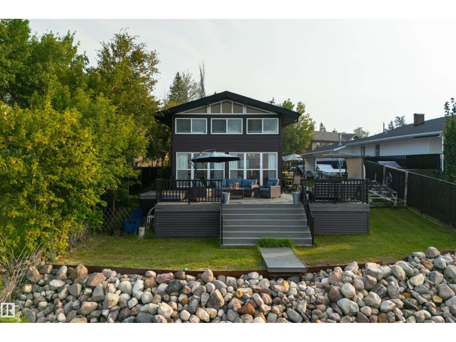 820 8 ST, Rural Lac Ste. Anne County, Alberta