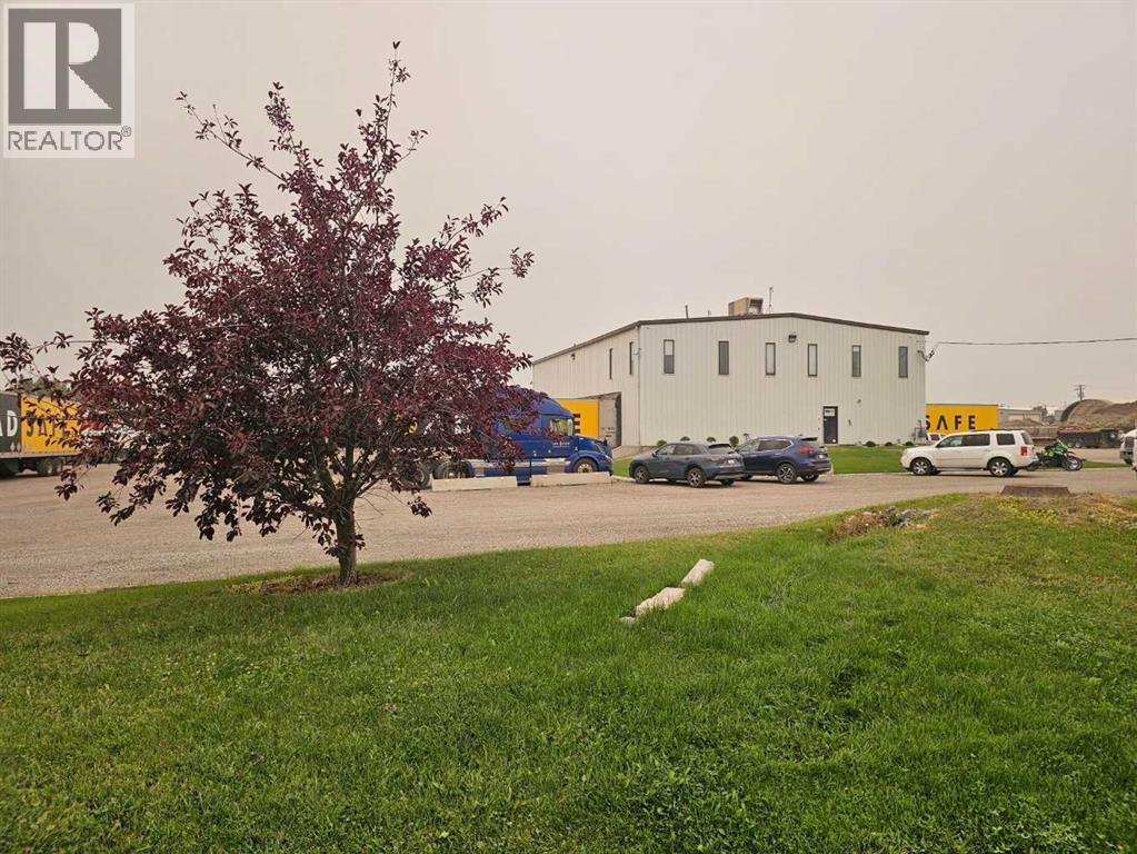 9415 44 Street Se, Calgary, Alberta  T2C 2P7 - Photo 2 - A2254481