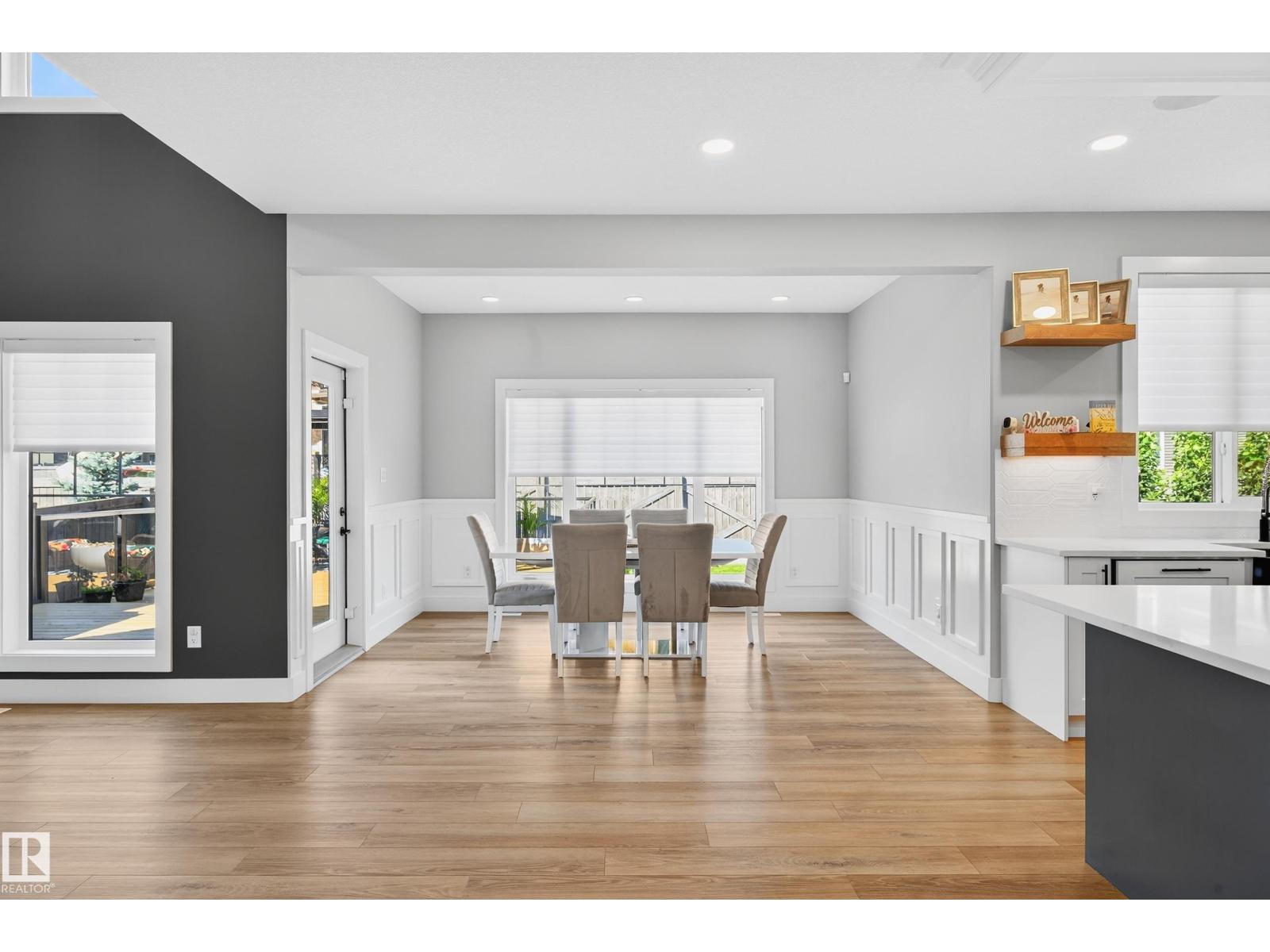 3912 Ginsburg Cr Nw, Edmonton, Alberta  T5T 4V1 - Photo 12 - E4456215