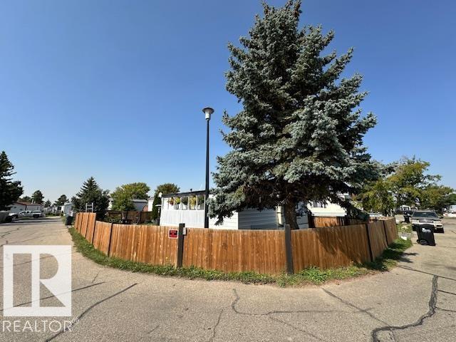 1121 Lakeland Vw, Sherwood Park, Alberta  T8H 1J7 - Photo 2 - E4456010