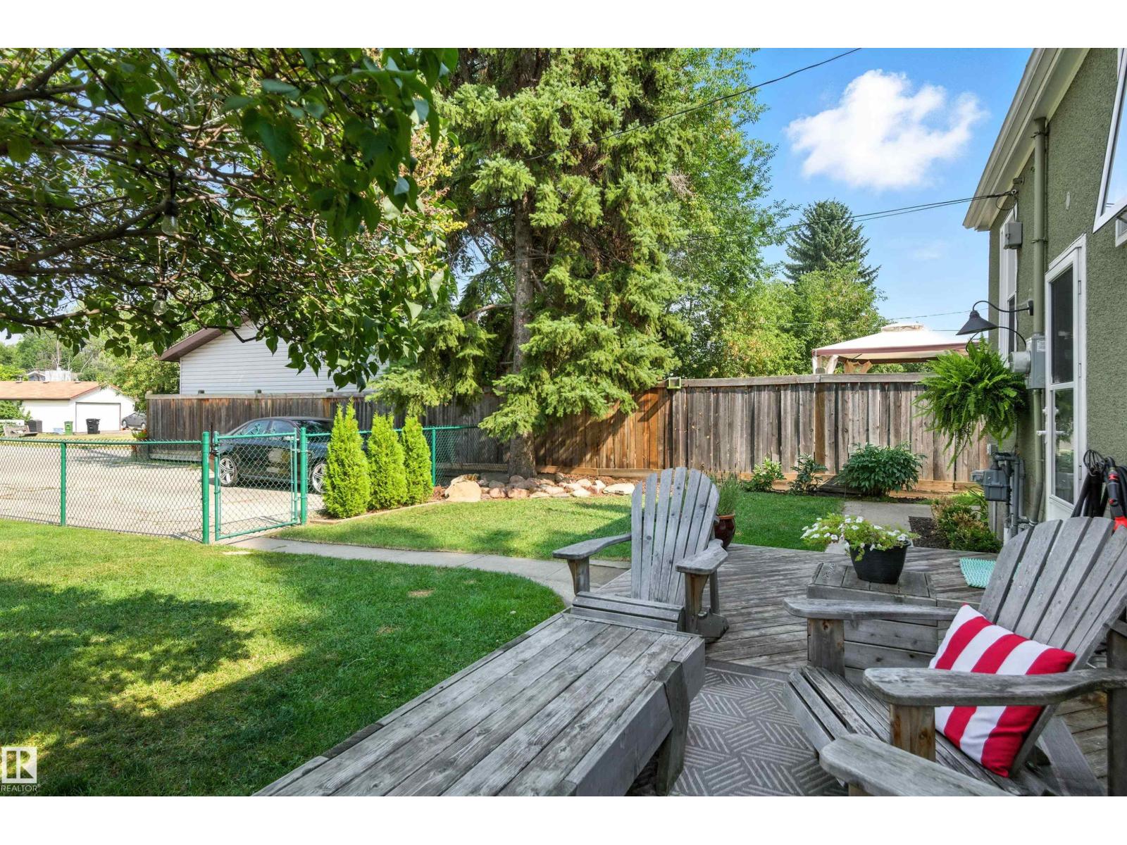 7744 86 Av Nw Nw, Edmonton, Alberta  T6C 1H8 - Photo 40 - E4456205