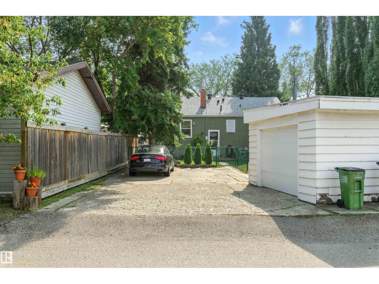 7744 86 Av Nw Nw, Edmonton, Alberta  T6C 1H8 - Photo 46 - E4456205