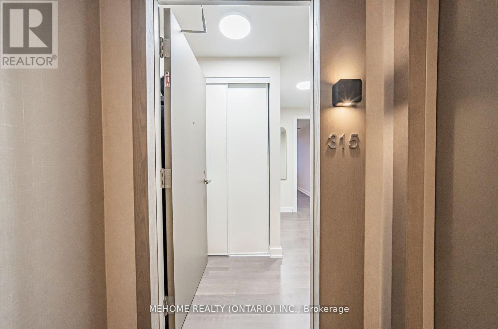 315 - 501 St. Clair Avenue W, Toronto, Ontario  M5P 0A2 - Photo 4 - C12382874
