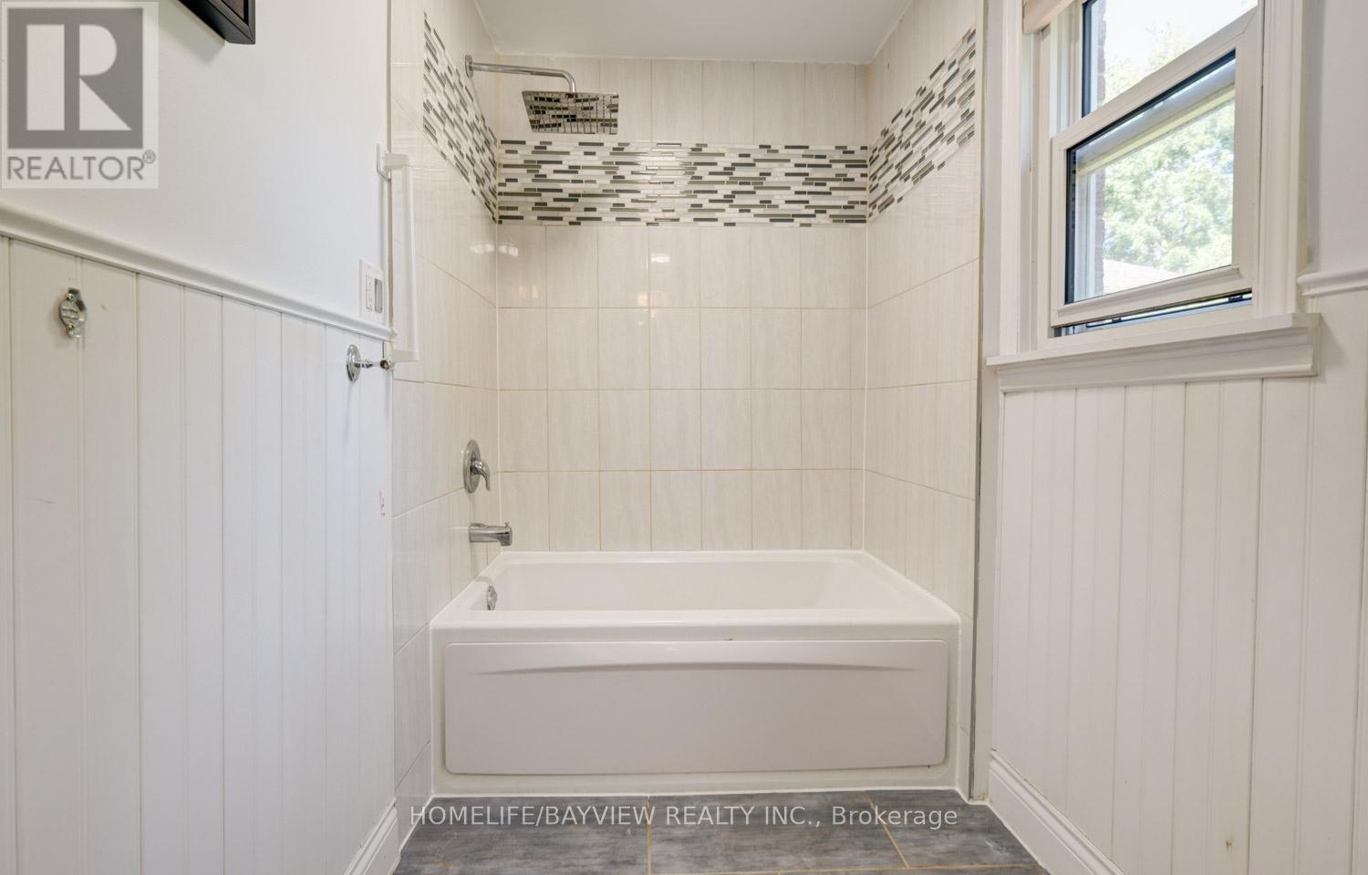 64 Ridgevale Drive, Toronto, Ontario  M6A 1L1 - Photo 24 - C12382884