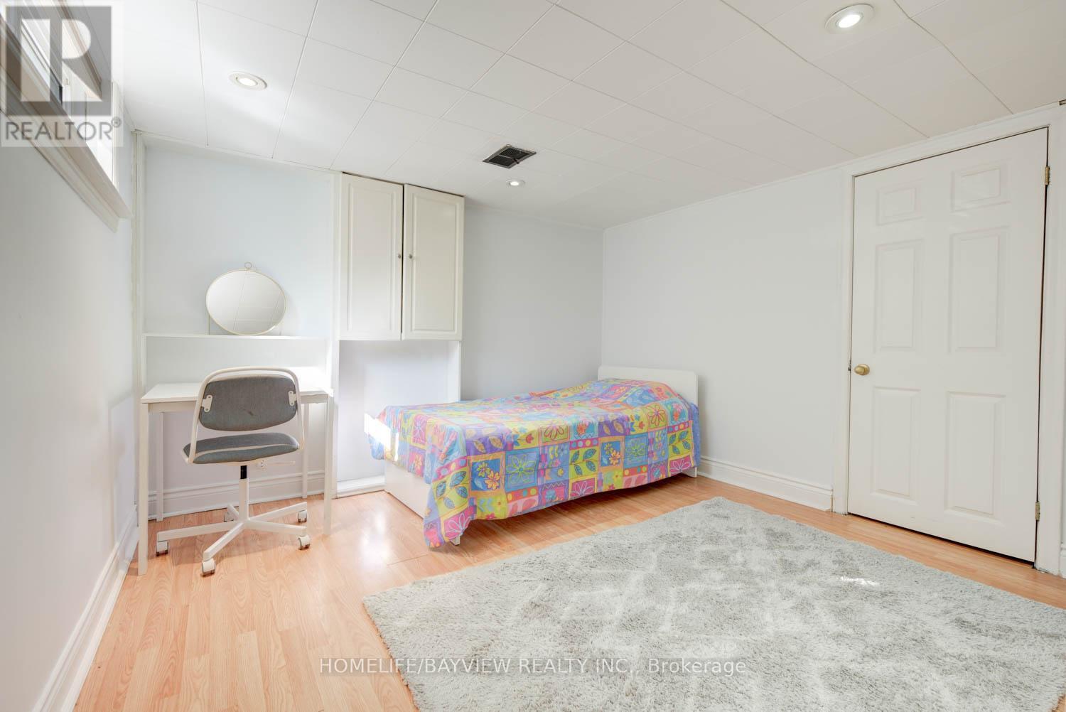64 Ridgevale Drive, Toronto, Ontario  M6A 1L1 - Photo 27 - C12382884