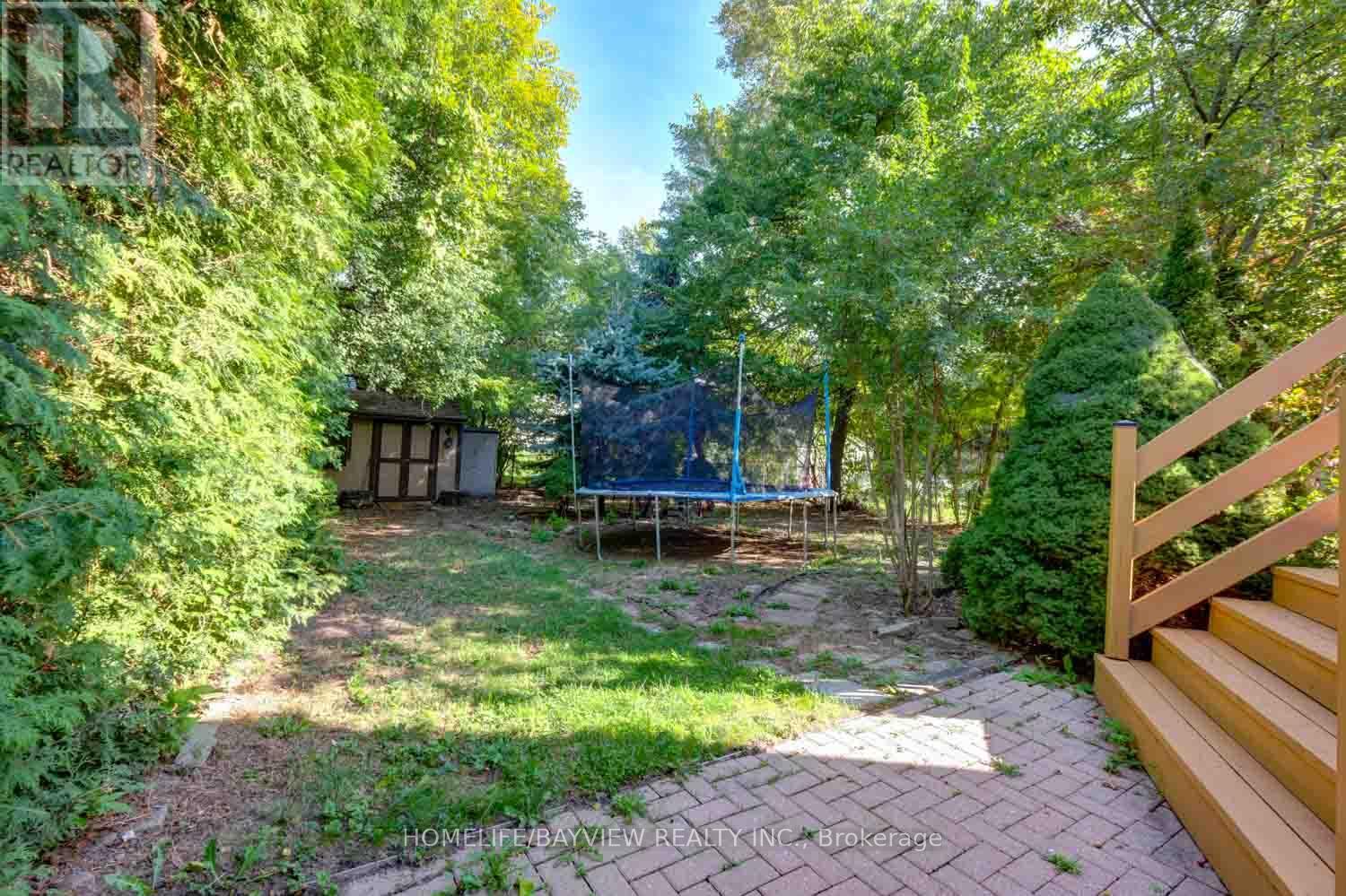 64 Ridgevale Drive, Toronto, Ontario  M6A 1L1 - Photo 32 - C12382884