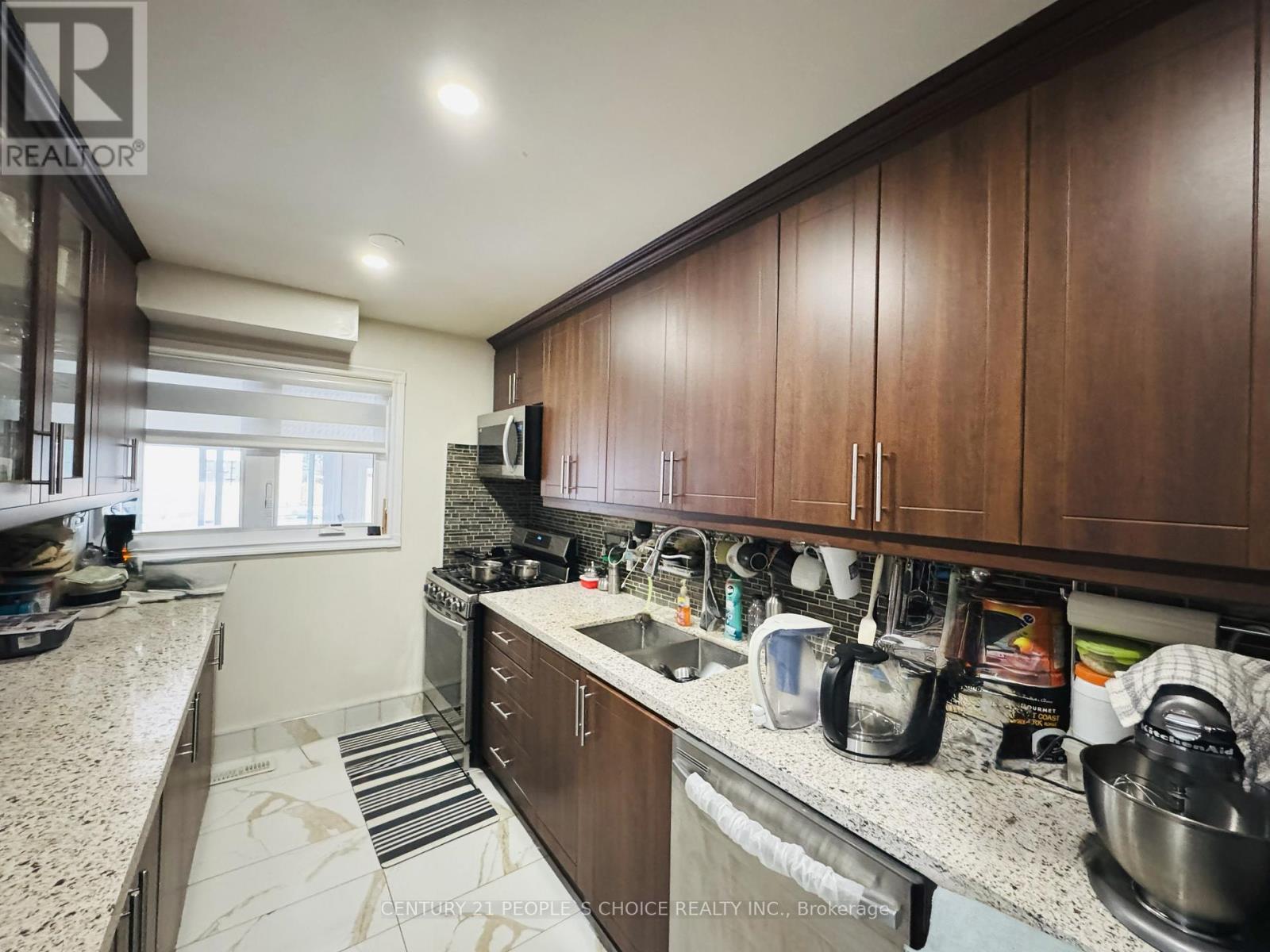 46 Hindquarter Court, Brampton, Ontario  L6S 2C4 - Photo 10 - W12382876