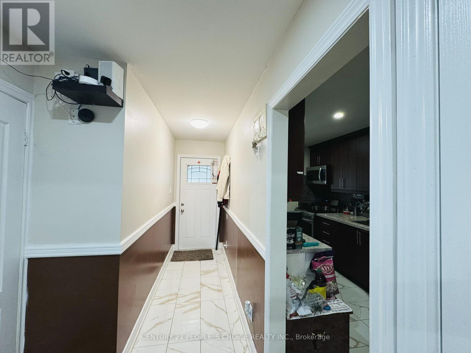 46 Hindquarter Court, Brampton, Ontario  L6S 2C4 - Photo 4 - W12382876
