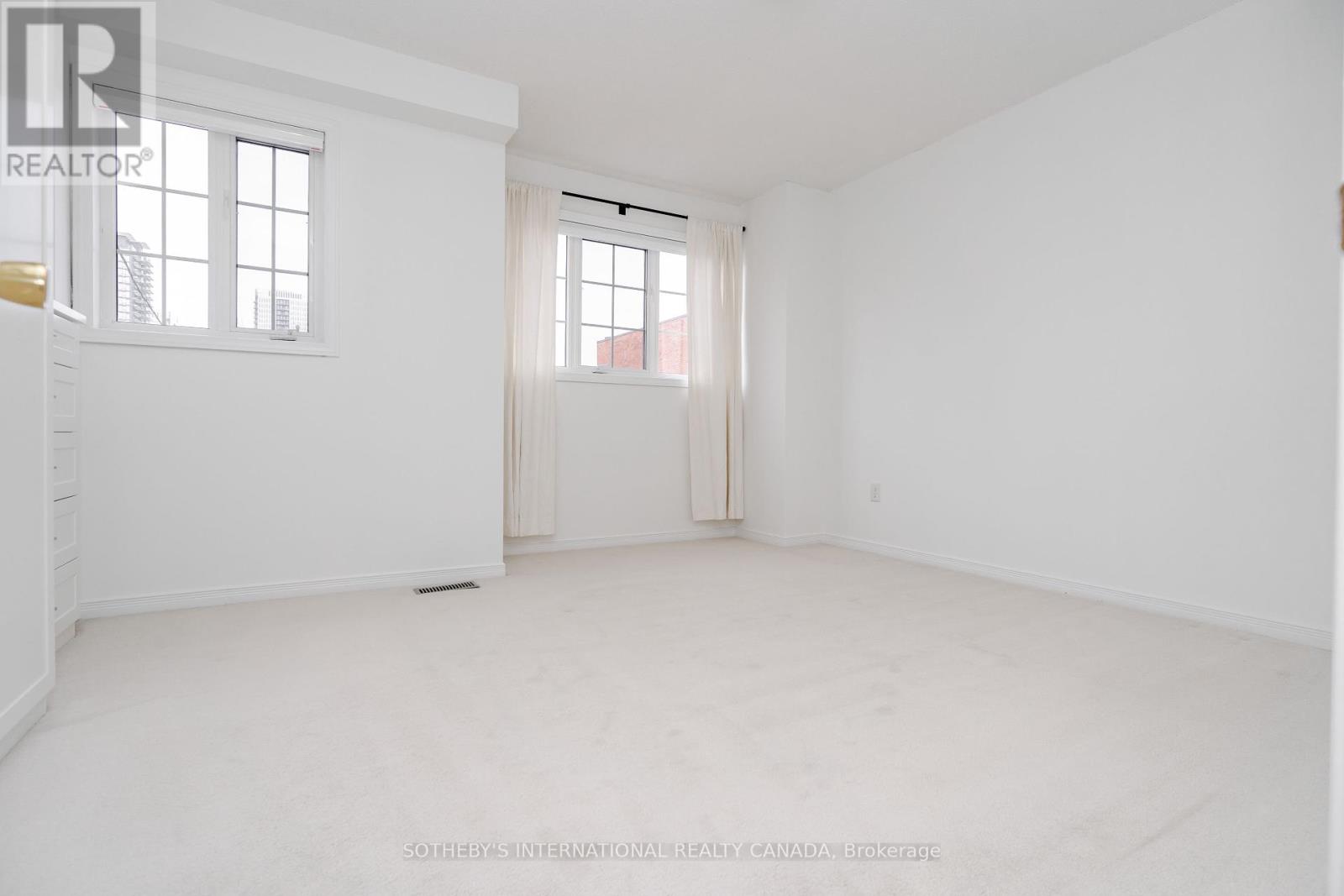 58a Poulett Street, Toronto, Ontario  M5A 1Z5 - Photo 18 - C12382887