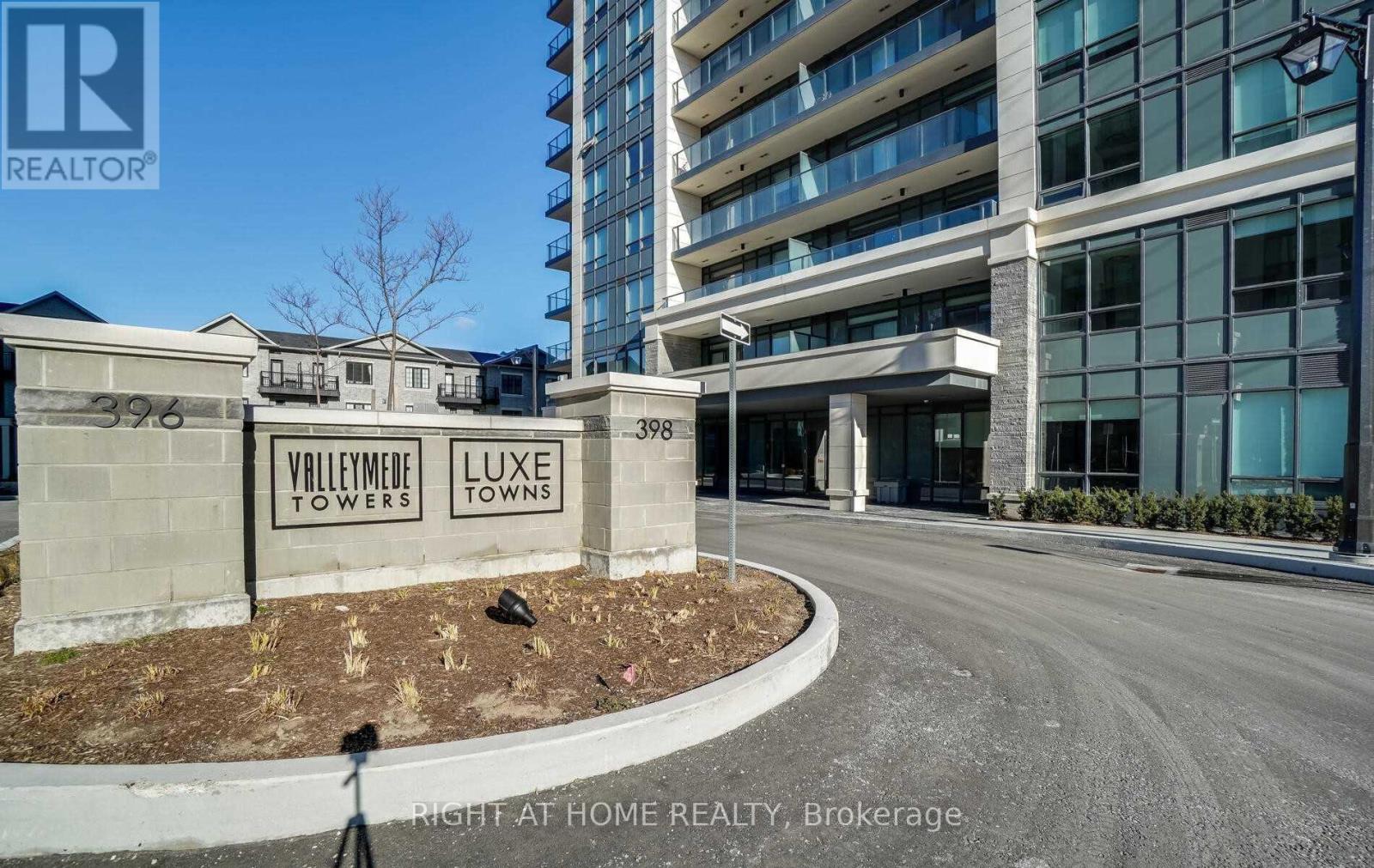 508 - 398 Highway 7 Avenue E, Richmond Hill, Ontario  L4B 1A7 - Photo 2 - N12382890