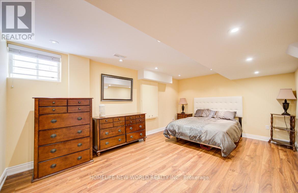 131 Ner Israel Drive, Vaughan (Patterson), Ontario  L4J 9L1 - Photo 48 - N12382919