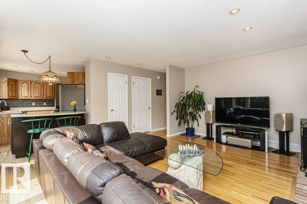 213 Burton Rd Nw, Edmonton, Alberta  T6R 1P8 - Photo 20 - E4456221