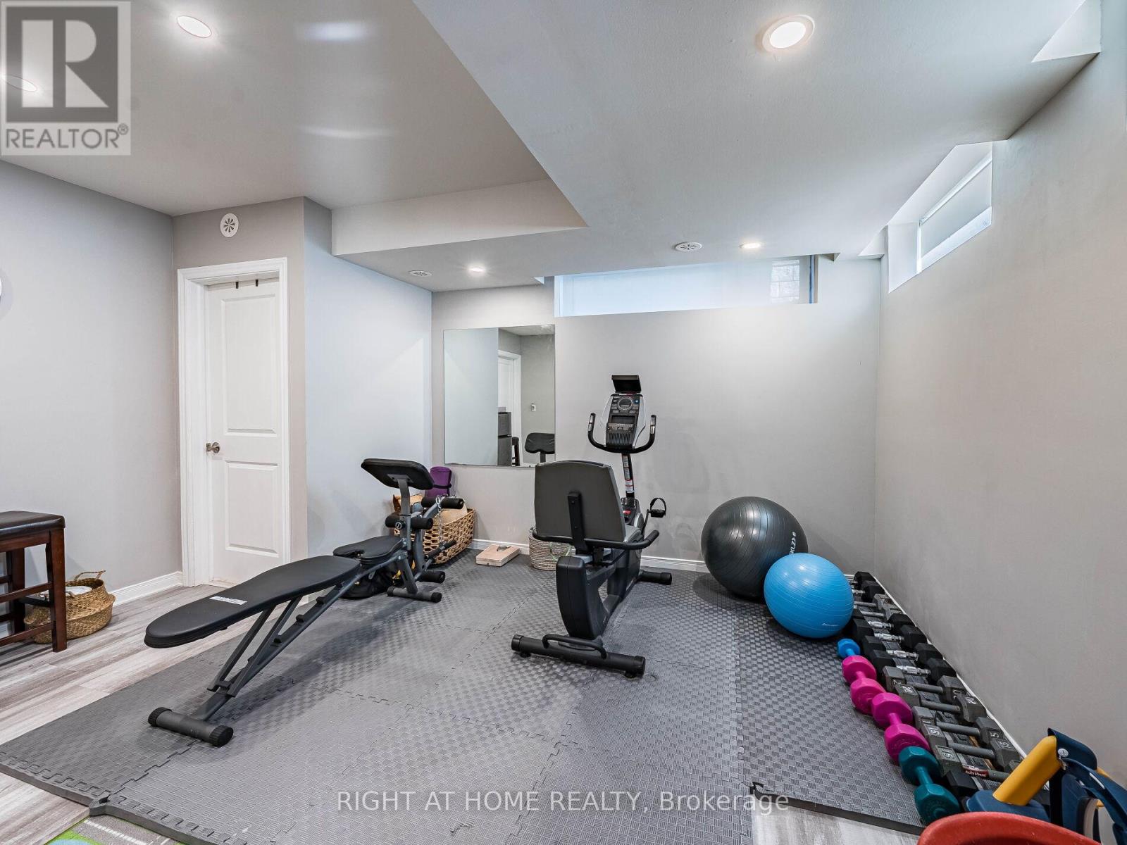 44 - 26 Applewood Lane, Toronto (Etobicoke West Mall), Ontario  M9C 0C1 - Photo 44 - W12382895