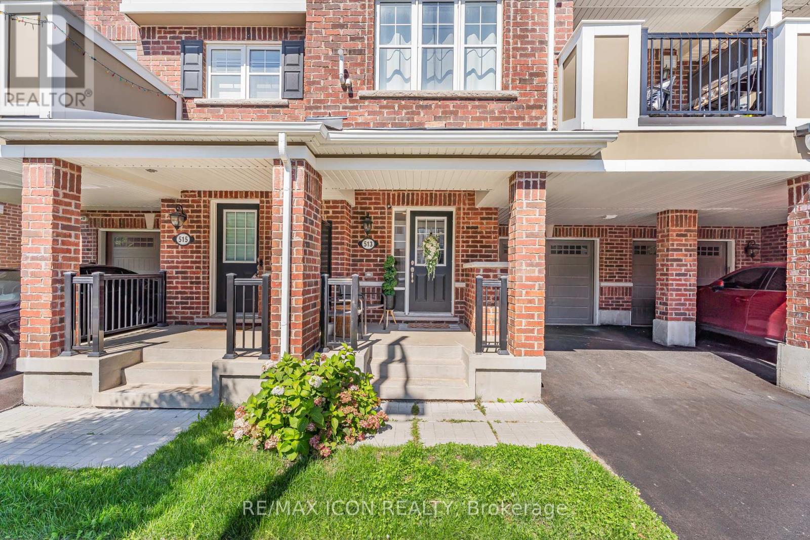 513 Fir Court, Milton, Ontario  L9T 7E7 - Photo 2 - W12382913
