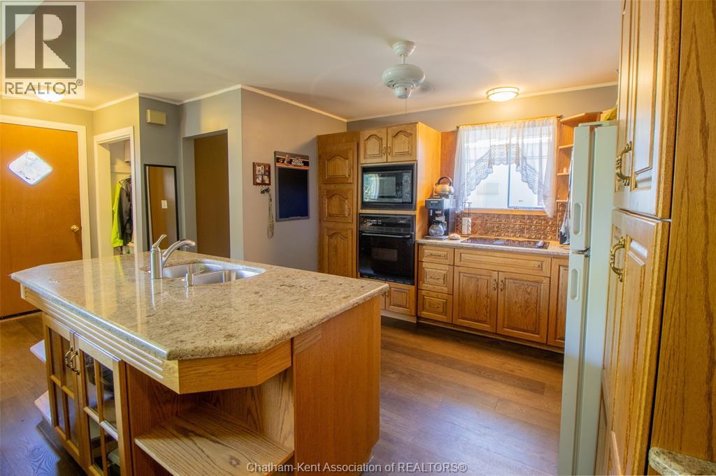 90 Timmins Crescent, Chatham, Ontario  N7L 2J7 - Photo 3 - 25022394